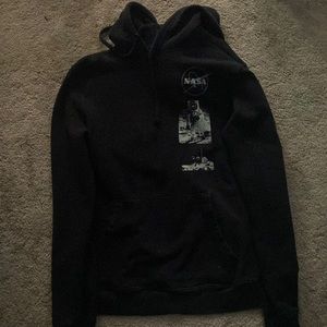 Black nasa sweatshirt